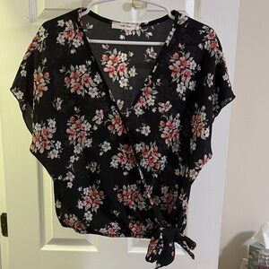 Elegant Floral V-Neck Blouse in Black and Pink